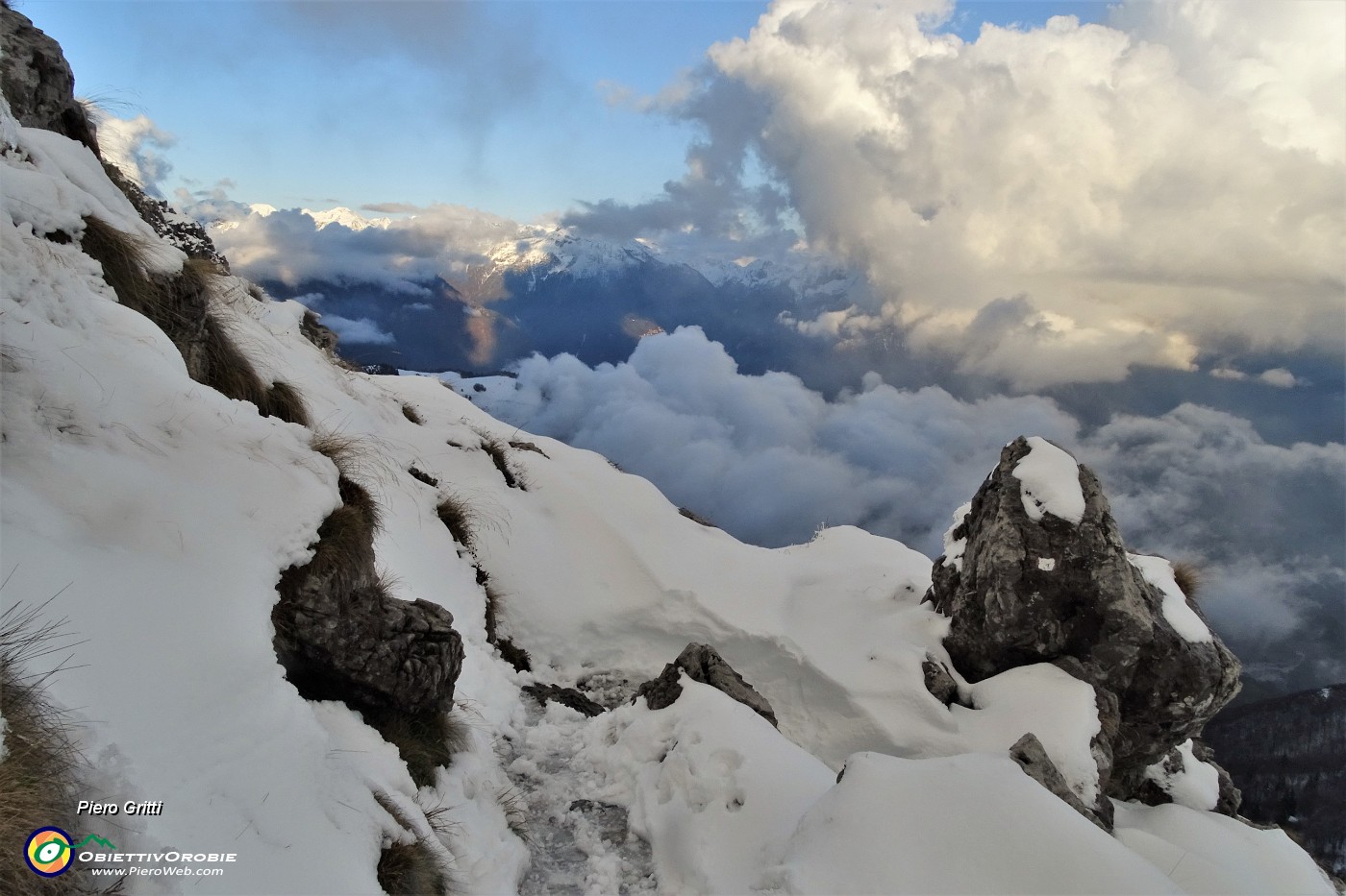 91 Dalla Baita Venturosa mi abbasso al Passo di Grialeggio.JPG